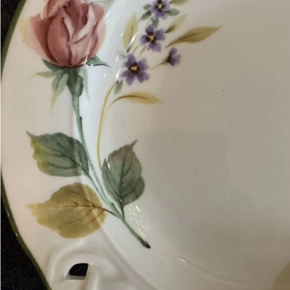 Hand painted BRUNELLI Ceramic Pierced Rimmed 11.75” TIFFANY Set Of 2